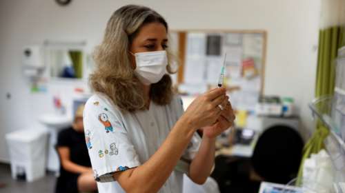 Κορονοϊός: Το Ισραήλ επαναφέρει άρον άρον τη χρήση μάσκας στους κλειστούς δημόσιους χώρους