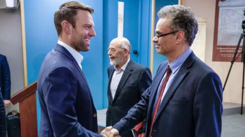 Ο Ξενοφών Κοντιάδης εξηγεί γιατί ο Κασσελάκης παραμένει πρόεδρος του ΣΥΡΙΖΑ: Δεν προκύπτει έκπτωση από το καταστατικό