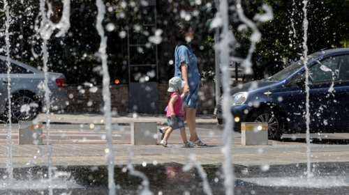 Καιρός: Έως και τους 39 βαθμούς η θερμοκρασία - Ισχυροί άνεμοι στο Αιγαίο