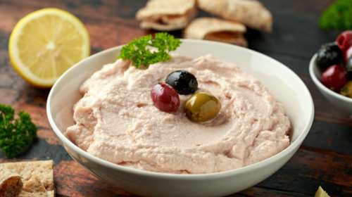 Ακης Πετρετζίκης: Η συνταγή για την πιο τέλεια, πανεύκολη ταραμοσαλάτα