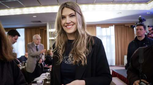 Εύα Καϊλή: &quot;Μου έκανε τόσα παζάρια για το οικόπεδο στην Πάρο&quot; - Αποκαλύψεις από τον προηγούμενο ιδιοκτήτη