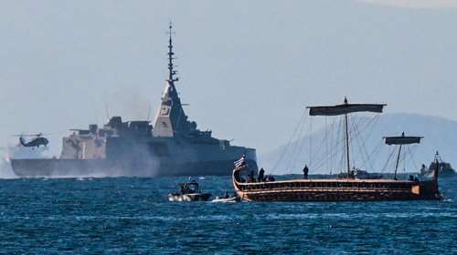 Ανάστροφη πλώρη: Το ναυτικό μυστικό που συνδέει τη φρεγάτα "Κίμων", το θωρηκτό "Αβέρωφ" και την τριήρη "Ολυμπιάς"