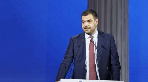 Νέα σύγκρουση κυβέρνησης - ΣΥΡΙΖΑ: &quot;Μη θέμα τα Τέμπη για τον Μαρινάκη&quot; - &quot;Δεν υπάρχει κανένα θέμα μονταζιέρας&quot;