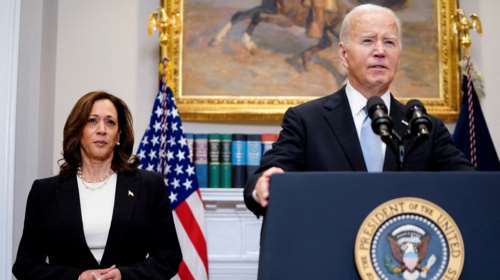 Μπάιντεν: Στο πλευρό της Καμάλα Χάρις για υποψήφια των Δημοκρατικών - &quot;Ήρθε η ώρα να ενωθούμε και να νικήσουμε τον Τραμπ&quot;