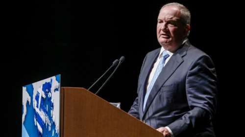 Η αποχώρηση Καραμανλή από τη Βουλή με το βλέμμα στην Προεδρία της Δημοκρατίας - Τα επόμενα βήματά του