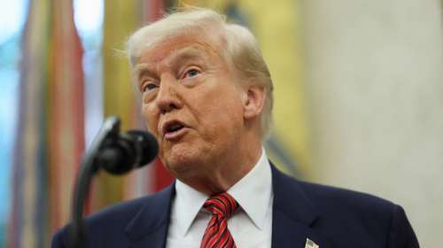 &quot;Κανένας δεν συνέβαλε όσο εμείς&quot;: Ο Τραμπ κηρύσσει την 8η Μαΐου &quot;Ημέρα της Νίκης&quot; στον Β&#39; Παγκόσμιο Πόλεμο