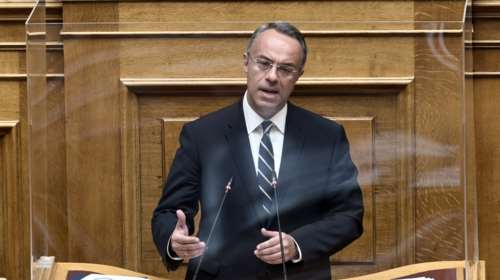 Επανεμφάνιση Σταϊκούρα για Τέμπη: Κανείς δεν μπορεί να βάλει το χέρι του στη φωτιά για τυχόν παράνομο φορτίο