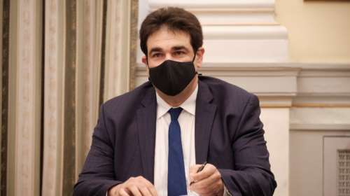 Βήμα πίσω από Λιβάνιο μετά τις καταγγελίες για απόπειρα λογοκρισίας στη μουσική - Αλλάζει το άρθρο του νομοσχεδίου