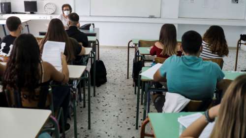 Ελληνική PISA: Εκπαιδευτικό χάσμα από το Δημοτικό στο Γυμνάσιο έδειξαν τα αποτελέσματα - Πού υστερούν οι μαθητές