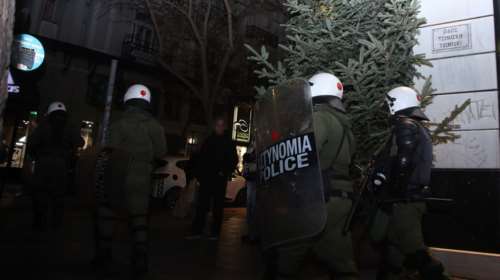 Ένταση και προσαγωγές και στη Θεσσαλονίκη στην πορεία για τον Γρηγορόπουλο