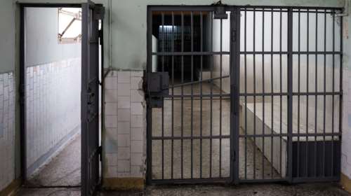 Στη φυλακή για 3 χρόνια ο 63χρονος που έκαψε τη Χίο- Δεν του αναγνωρίστηκε κανένα ελαφρυντικό