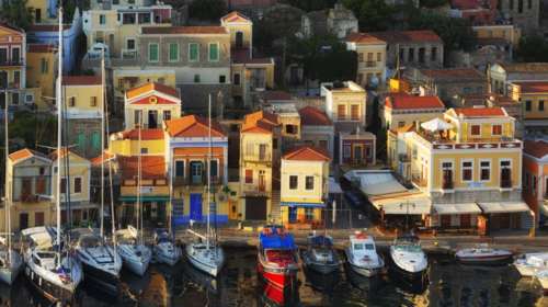 Σύμη: Νέοι ανατριχιαστικοί διάλογοι της 13χρονης με τον 15χρονο - &quot;Θα μαζέψω δύναμη να τη χτυπήσω με το μαχαίρι&quot;