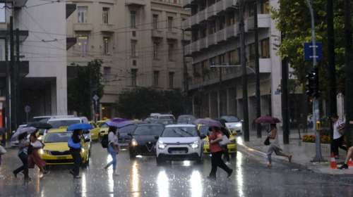 Καιρός τύπου &quot;Π&quot; από την Παρασκευή: Καταφτάνει νέα αστάθεια με βροχές και πτώση της θερμοκρασίας