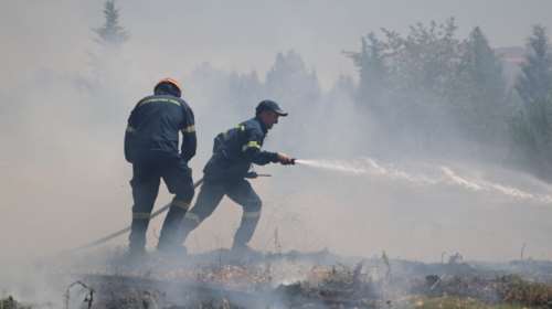 Σε πύρινο κλοιό η χώρα μέσα σε λίγες ώρες: Φωτιές σε Πέλλα, Κιλκίς, Θεσσαλονίκη, Λάρισα, Λιβαδειά, Αγρίνιο και Αρκαδία [εικόνες-βίντεο]