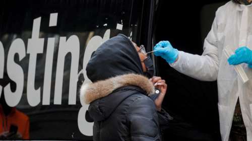 Μετάλλαξη Όμικρον: Ευχάριστα νέα από έρευνα στις ΗΠΑ - Έως και 99% λιγότεροι θάνατοι από τη Δέλτα - Γιατί μπορεί να μην την &quot;πιάνουν&quot; τα rapid