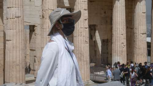 DW: Μεγάλο το ενδιαφέρον των Γερμανών για την Ελλάδα - Στους κύριους προορισμούς η χώρα μας