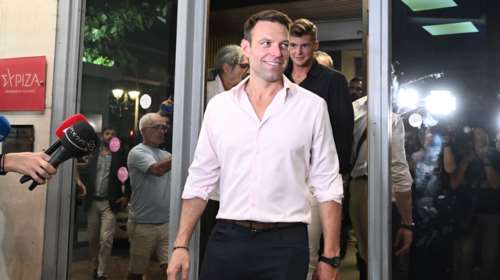 "Ο καθένας θα κάνει τη δουλειά του": Το πρώτο σχόλιο Μαξίμου για τη νίκη Κασσελάκη - Δύο μηνύματα εντός και εκτός