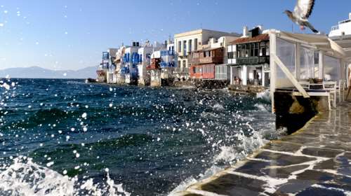 Πλήγμα για τον Τουρισμό- Δεν έρχονται οι Βρετανοί τουρίστες τουλάχιστον μέχρι τις 19 Ιουλίου