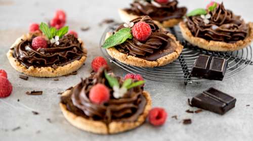 Εορτολόγιο: Ποιοι γιορτάζουν σήμερα, Δευτέρα 27 Ιουνίου