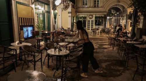 Εστίαση: Για καφέ και φαγητό με κωδικό 6, μέχρι τις 22:45 - Γιατί απαγορεύεται η μουσική