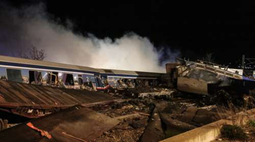 Κυβερνητικές πηγές για Τέμπη: "Δεν έχει σχέση η καθυστέρηση της σύμβασης 717 με την απόδοση ποινικών ευθυνών - Ό,τι έγινε έγινε με Καραμανλή"