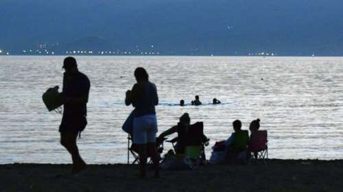 &quot;Καυτή&quot; η νύχτα της Κυριακής - Σε 61 περιοχές το θερμόμετρο έδειξε πάνω από 30 βαθμούς