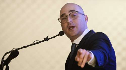 Ο Μπογδάνος ανταποκρίνεται στο κάλεσμα Βελόπουλου και τσακώνεται πάλι με τη Λατινοπούλου