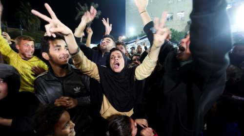 Λωρίδα της Γάζας: Χιλιάδες Παλαιστίνιοι πανηγυρίζουν μετά τη συμφωνία για εκεχειρία Ισραήλ - Χαμάς [εικόνες - βίντεο]