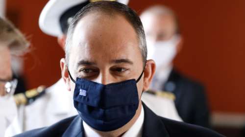 Σε καραντίνα και ο Πλακιωτάκης: Συναντήθηκε με τον ίδιο επενδυτή που είχε κορονοϊό