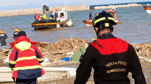 Ιταλία: Στους 59 οι νεκροί από το ναυάγιο κοντά στις ακτές της Καλαβρίας