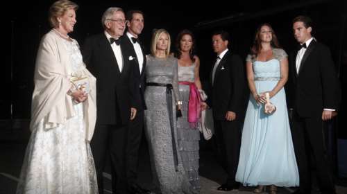 Γάμος Θεοδώρας: Η γαμήλια δεξίωση σε χλιδάτο ξενοδοχείο της Αθηναϊκής Ριβιέρας, το αποχαιρετιστήριο brunch και το μπλόκο στα ΜΜΕ