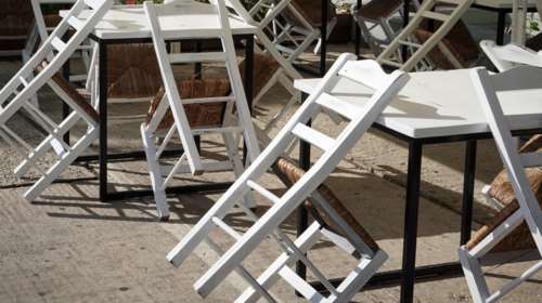 Κλείνει η εστίαση και στην Αττική -  Προς ολικό κλείσιμο και στις &quot;πορτοκαλί&quot; περιοχές - Τι θα ανακοινώσει ο Κυρ. Μητσοτάκης