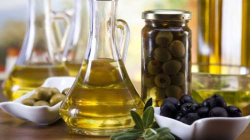 Γιατί μια τετραμελής οικογένεια κινδυνεύει να πληρώσει 500 ευρώ για το λάδι της χρονιάς