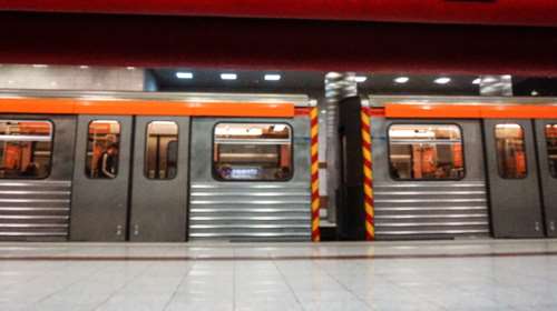 Παράνομη κρίθηκε η απεργία σε μετρό, τραμ και ηλεκτρικό - Άγνωστο πότε θα ξεκινήσουν τα δρομολόγια