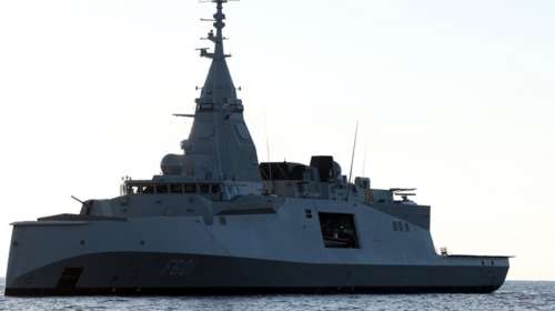 Live η λαμπρή τελετή υποδοχής της φρεγάτας Belharra "Κίμων" στον Σαρωνικό [εικόνες - βίντεο]