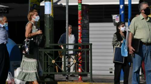 Κορονοϊός: Η πρόβλεψη Μαγιορκίνη που τρομάζει - &quot;Εκρηξη&quot; κρουσμάτων στα τέλη Οκτώβρη