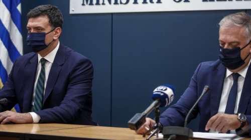 Θεοδωρικάκος: Άδειες και τηλεργασία για τους εργαζόμενους γονείς στο Δημόσιο - Τί θα ισχύσει από Δευτέρα