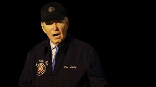 Μπάιντεν: Τώρα μιλά για ενορχηστρωμένη επίθεση εναντίον του - &quot;Δείχνει&quot; ως υπεύθυνους Ομπάμα και Πελόζι