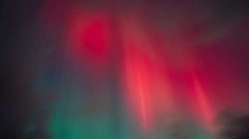 Βόρειο Σέλας: Έλαμψε ο ουρανός το βράδυ της Πέμπτης - Μαγευτικές εικόνες από όλη την Ελλάδα και τον κόσμο