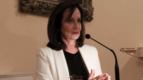 Η Άννα Διαμαντοπούλου συγκρίνει την καταστροφή στη Θεσσαλία με τον πόλεμο στη Συρία