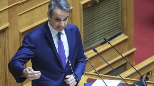 Βουλή: Μητσοτάκης για τον γάμο των ομόφυλων ζευγαριών: &quot;Ευτυχισμένα παιδιά μεγαλώνουν και με γονείς του ιδίου φύλου&quot;