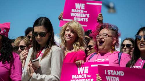 ΗΠΑ: Προσφυγή από το Υπουργείο Δικαιοσύνης εναντίον του νόμου του Τέξας για τις αμβλώσεις