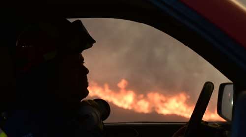 Φωτιά τώρα στην Αμφιλοχία - Στάλθηκε μήνυμα 112 στους κατοίκους για εκκένωση