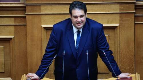 Ψηφίστηκε το νομοσχέδιο για την επιτάχυνση προσλήψεων μέσω Α.Σ.Ε.Π.