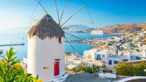 Η πτώση της Μυκόνου: Σε κάμψη η ζήτηση για πολυτελείς βίλες - Ποιες περιοχές παίρνουν τα πρωτεία