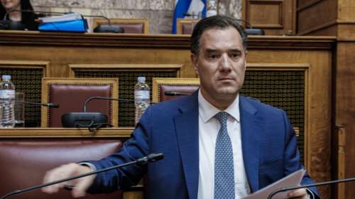 Άδωνις Γεωργιάδης: &quot;Αν ο Καραμανλής έλεγε ότι υπάρχει πρόβλημα ασφαλείας στα τρένα, δεν θα έμπαινε κανείς&quot;
