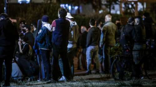 Αγία Παρασκευή: Στέλεχος του ΑΝΤΑΡΣΥΑ επικεφαλής των &quot;εξεγερμένων&quot; στην πλατεία του Αγίου Ιωάννου