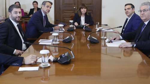 Ο Ιωάννης Σαρμάς υπηρεσιακός πρωθυπουργός - Ούτε μισή ώρα η σύσκεψη των πολιτικών αρχηγών στο Προεδρικό Μέγαρο