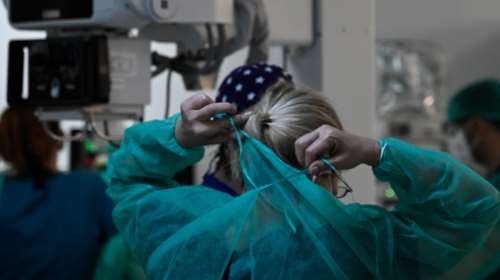 Διδυμότειχο: Από βαριά πνευμονία και επιθετικό στρεπτόκοκκο πέθανε η 9χρονη - Μια ώρα έκαναν ανάνηψη οι γιατροί