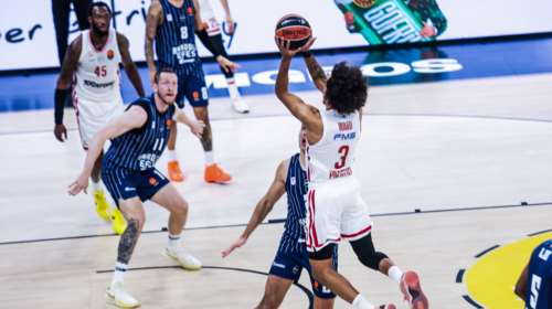 Αναντολού Εφές - Ολυμπιακός 68-74: Πέρασε από την Πόλη με άμυνα γρανίτη